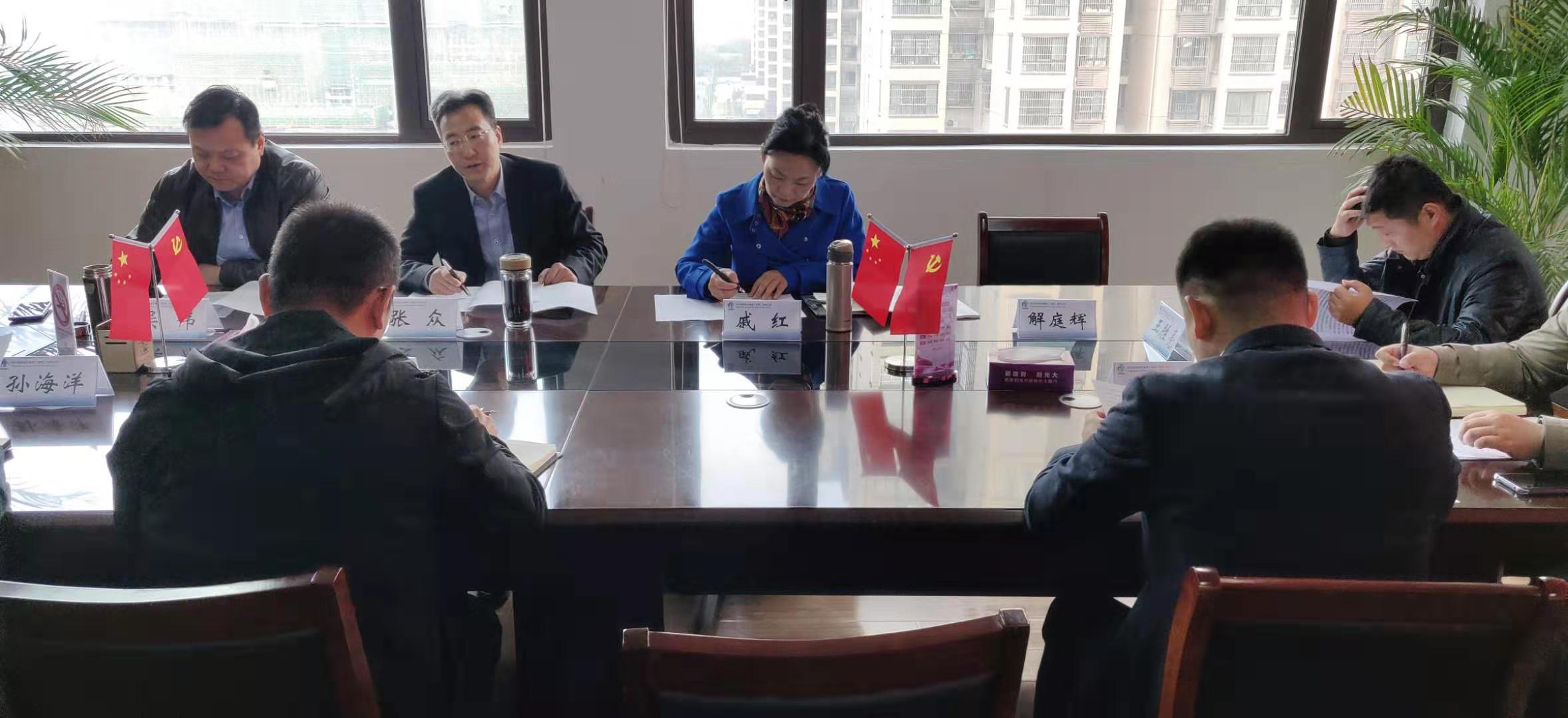 04f00b81f58aab9fa2648839b96d36e.jpg 04f00b81f58aab9fa2648839b96d36e.jpg