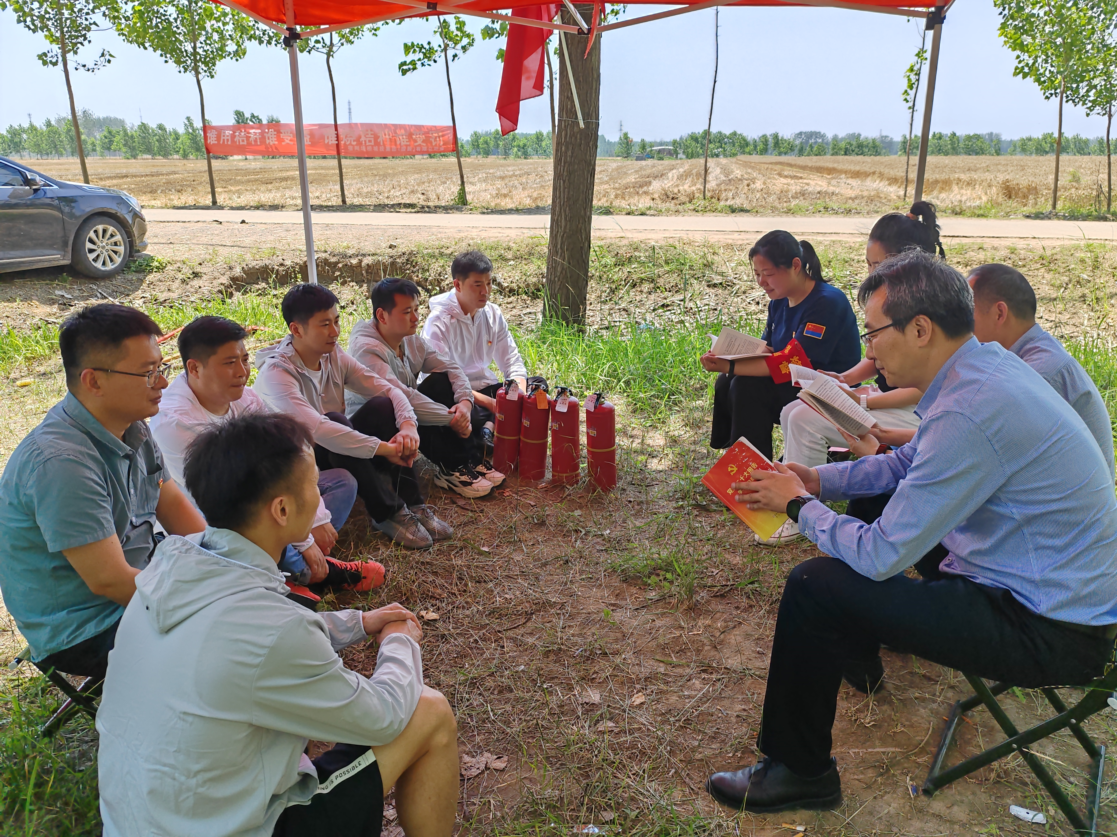 田間.jpg 田間.jpg